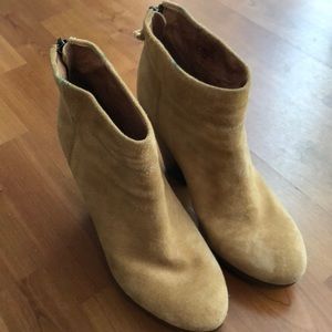 Modern vintage suede camel color booties